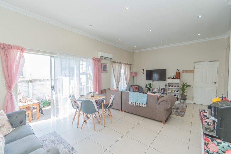 3 Bedroom Property for Sale in Westbrook Eastern Cape